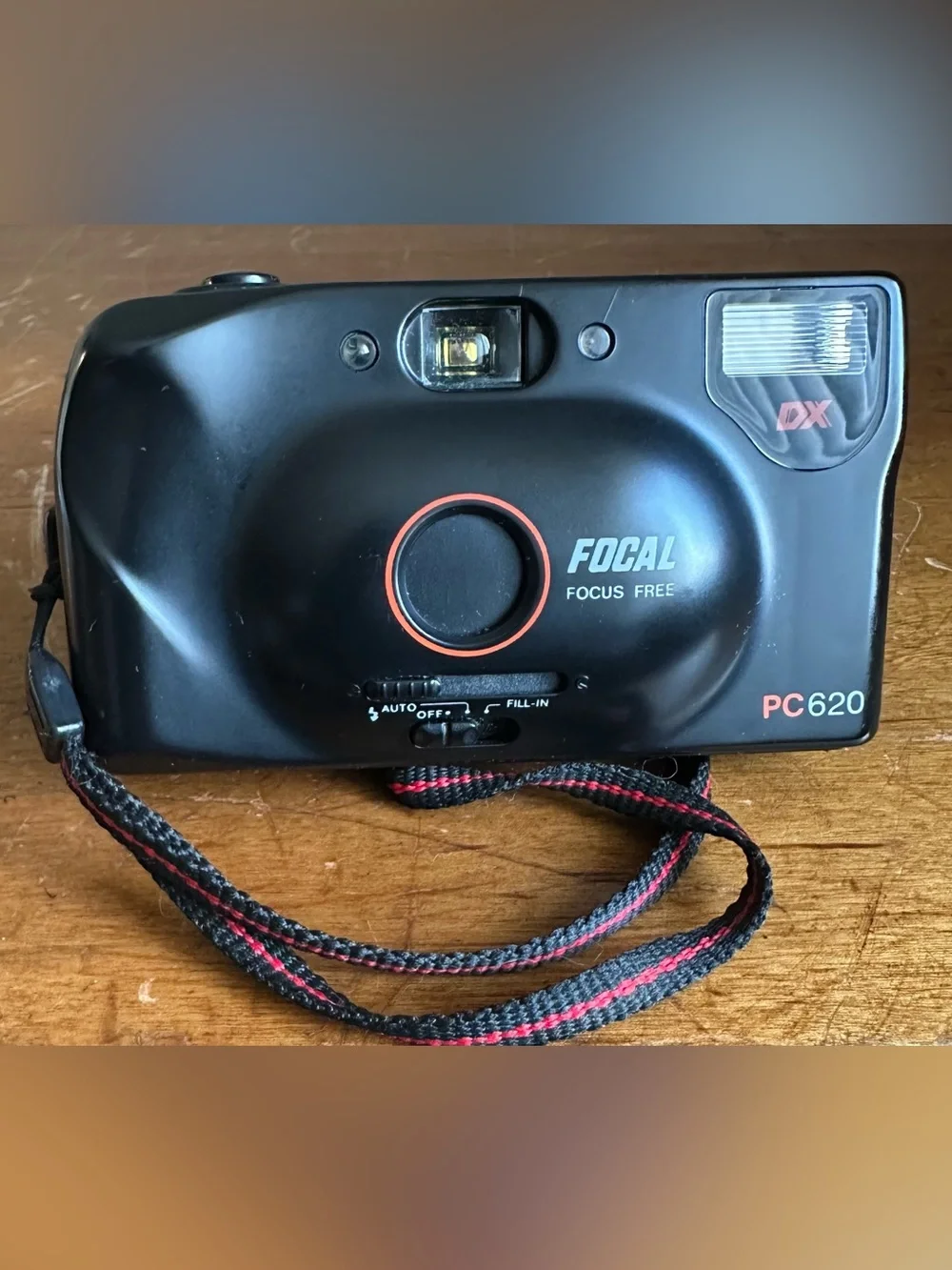 Focal PC620 DX Motor Focus Free Compact 35mm Film Camera w/ Built-In Flash Black